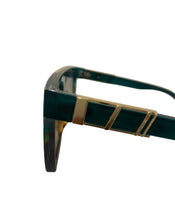 Load image into Gallery viewer, Crocodile Shades